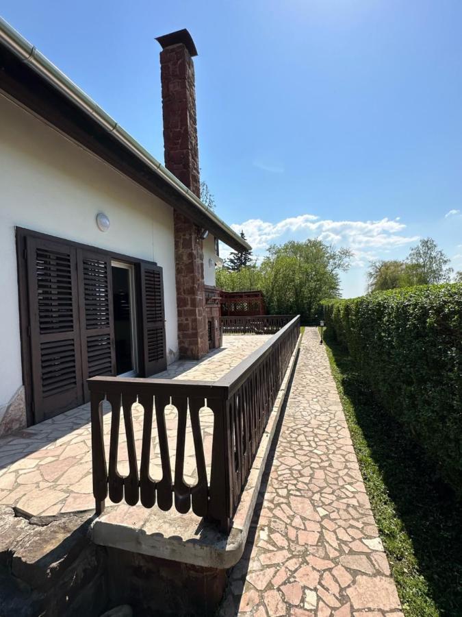 Hangulatos Balaton Parti Nyaralo รีฟฟือเลิพ ภายนอก รูปภาพ